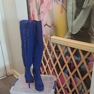 2 LIPS TOO FAUX SUEDE BOOTS